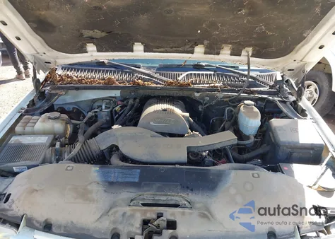 2006 Chevrolet Tahoe Z71 from USA, damaged, VIN 1GNEC13Z86R153282